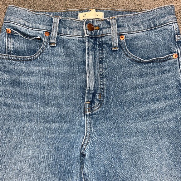 MADEWELL THE PERFECT VINTAGE JEAN - Raw Hem - Medium Blue Wash- EUC - Women's 27 - Picture 2 of 13